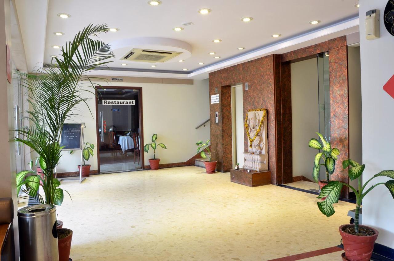 Hotel Bhoomivilas Agra  Bagian luar foto